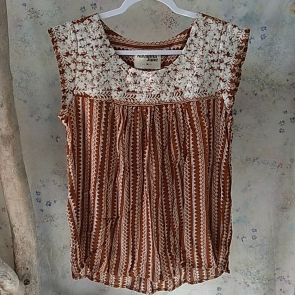 Savanna Jane Womens Size Medium Boho Style Crochet Upper Sleevele